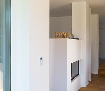 Kamin, Flur und Bedieneinheit 